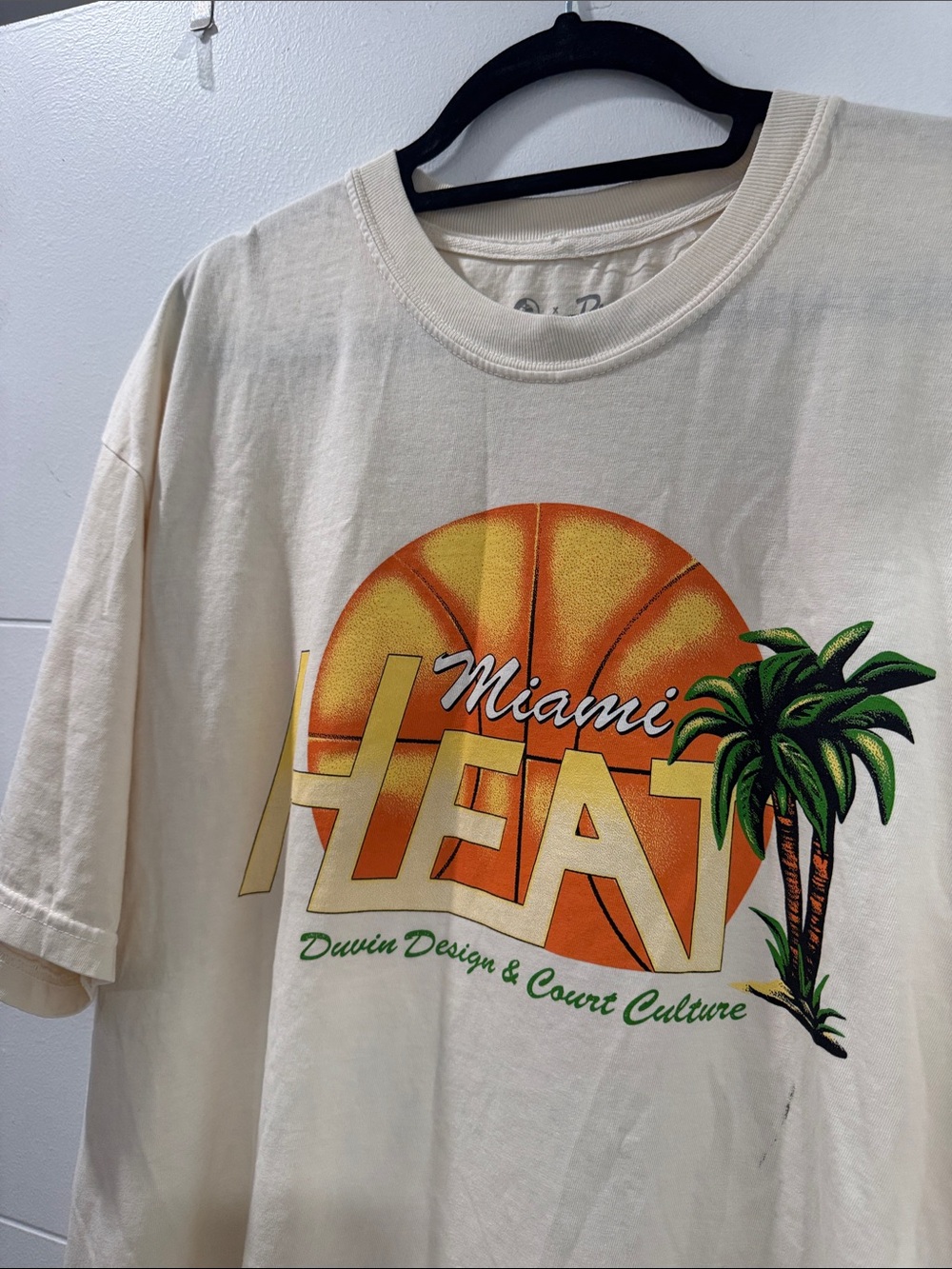 Miami Heat x Duvin Design Co Ivory S/S Flames Tee‎ Mens XL NWT